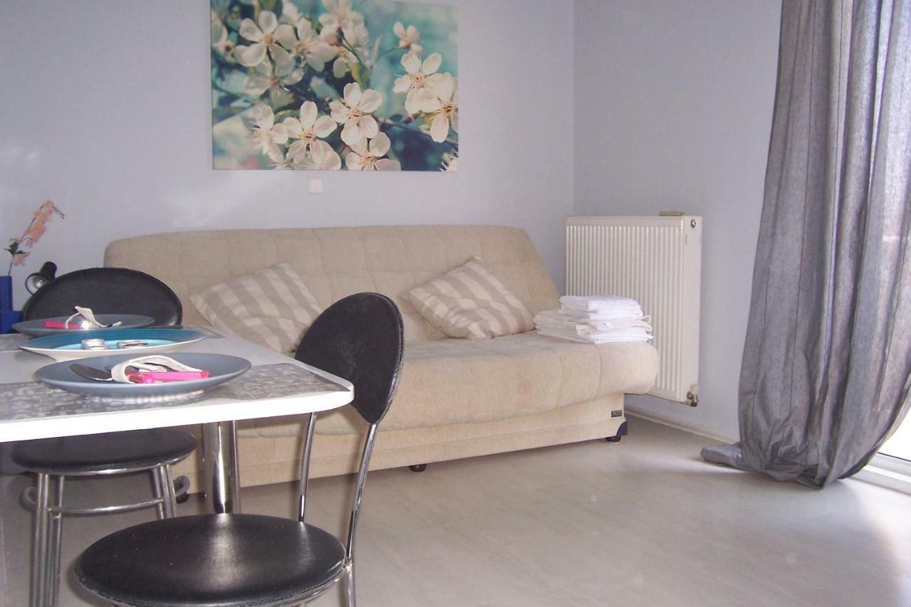 شقة Christina'S House Nea Iraklitsa المظهر الخارجي الصورة