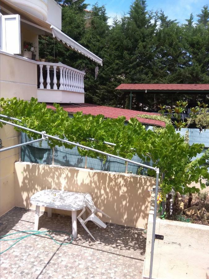 شقة Christina'S House Nea Iraklitsa المظهر الخارجي الصورة