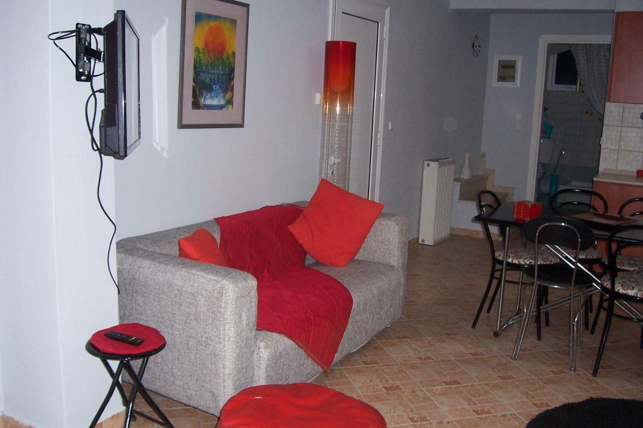 شقة Christina'S House Nea Iraklitsa المظهر الخارجي الصورة