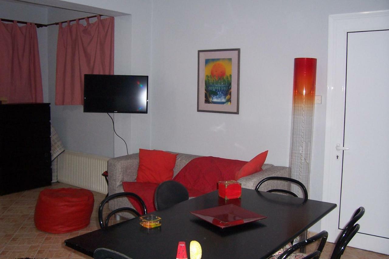 شقة Christina'S House Nea Iraklitsa المظهر الخارجي الصورة